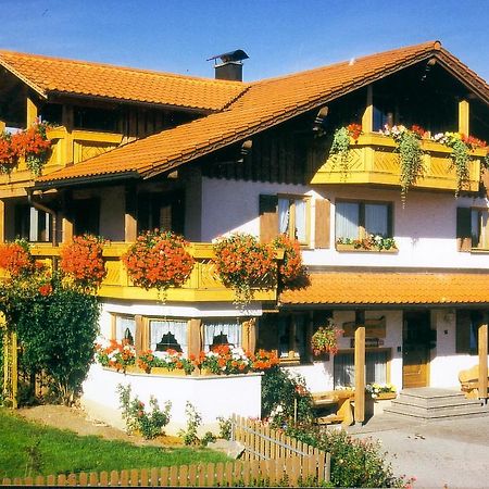 Gaestehaus Kerpf Inclusive Koenigscard Nesselwang Bagian luar foto