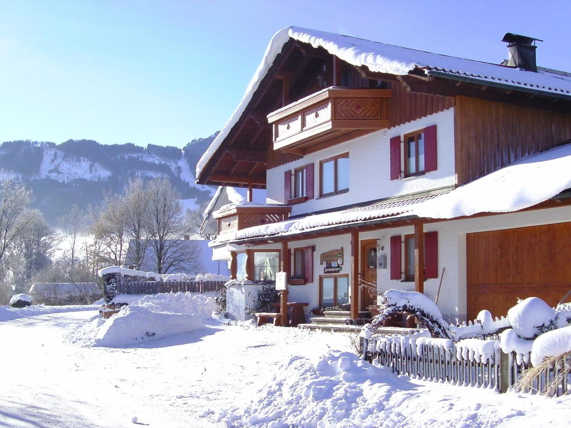 Gaestehaus Kerpf Inclusive Koenigscard Nesselwang Bagian luar foto